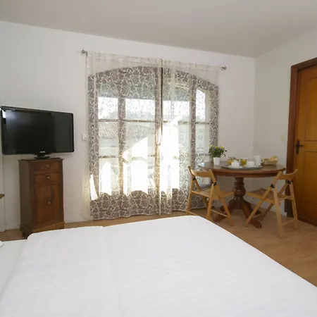 Hôtel&studios Astor 3*