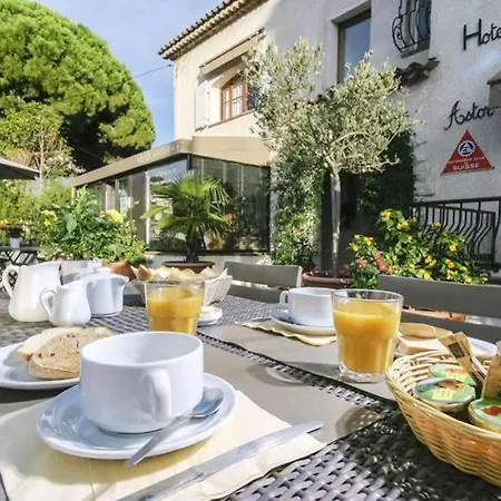 Hôtel&studios Astor 3* Antibes